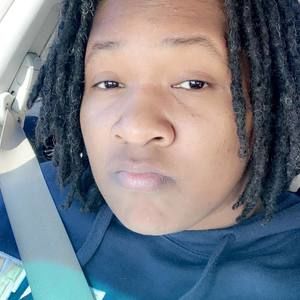 Meet your Posher, Whitney